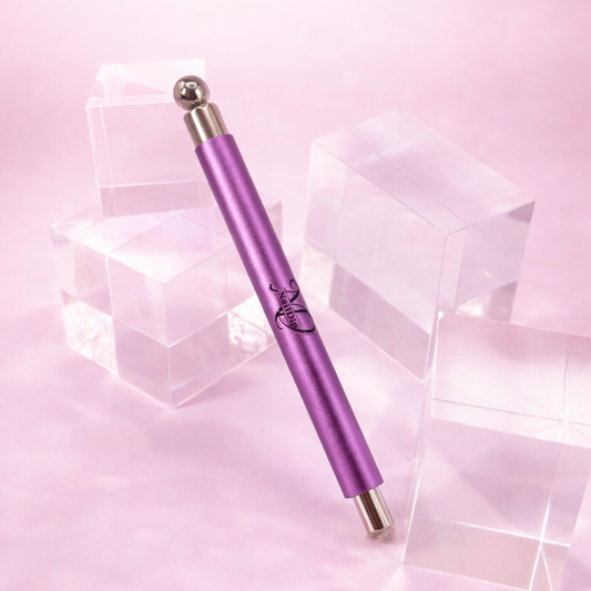 Magnet Zauberstab mit Kugel rosa – der Zauber für perfektes Cat-Eye