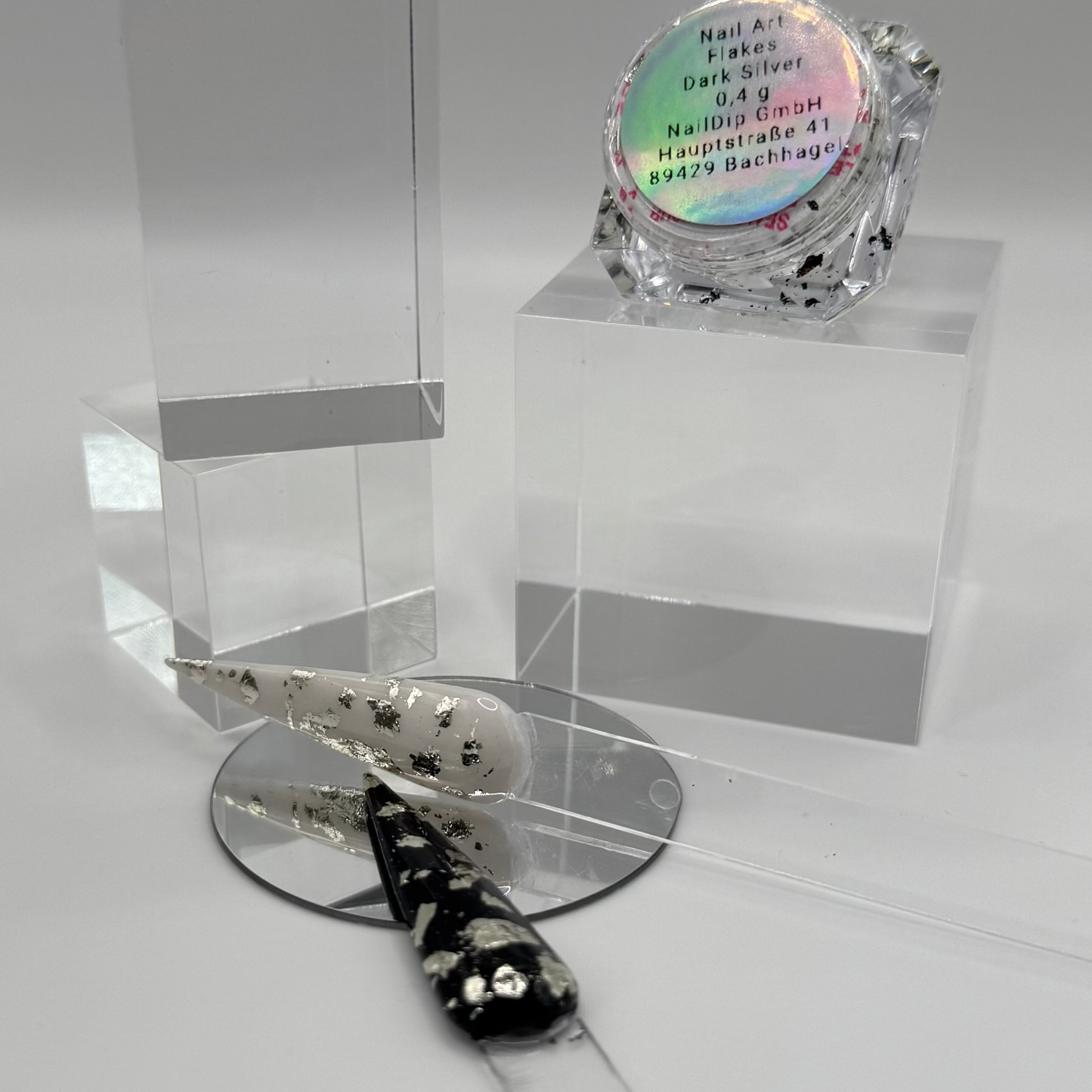 Nail Art Flakes – Dark Silver  Blattgold Effekt (0,4g Dose)